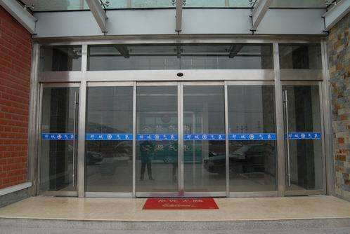 電動感應(yīng)門